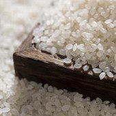 圆粒香米 珍珠米东北大米 白色塑料袋装庆安米